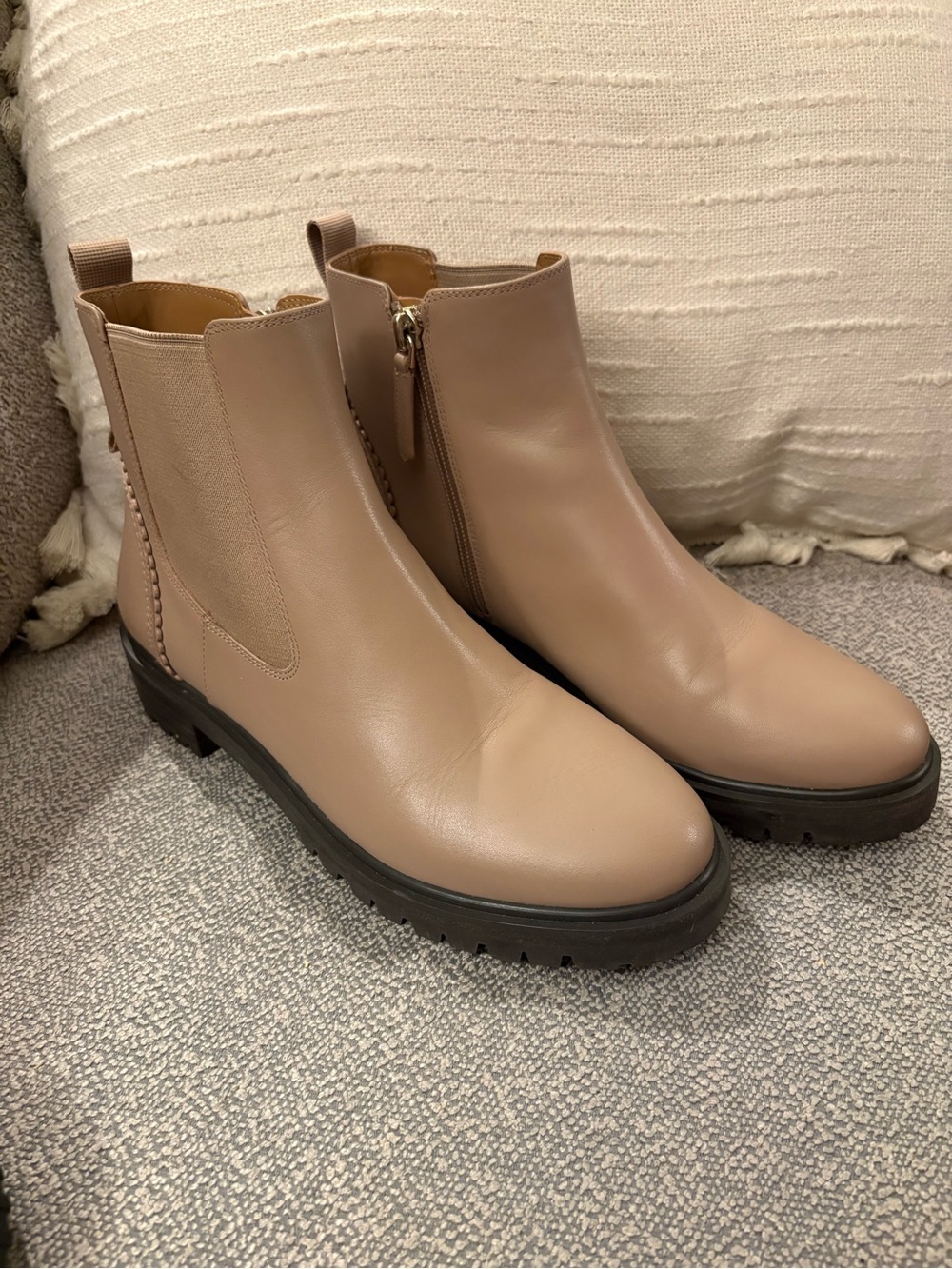 Kate Spade Chelsea Boots ❣️